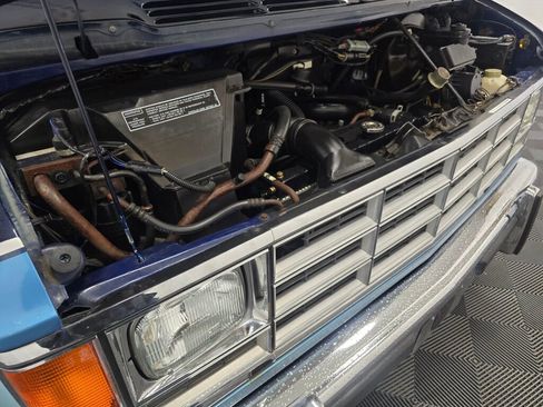 Used 1991 Dodge B2500 image 57