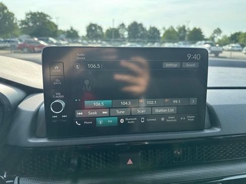 Used 2023 Honda CR-V EX-L image 32