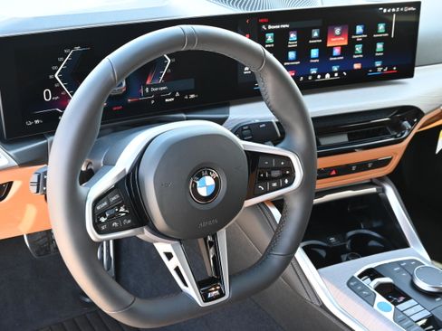 New 2026 BMW i4 xDrive40i w/ M Sport Package image 10