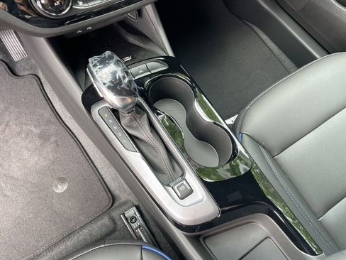 New 2026 Buick Envista Sport Touring w/ Convenience I Package FWD image 17