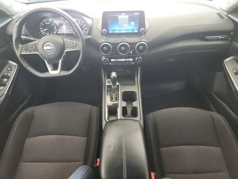 Used 2025 Nissan Sentra SR FWD image 18
