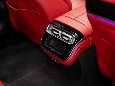 Used 2024 Mercedes-Benz S 63 AMG S image 75