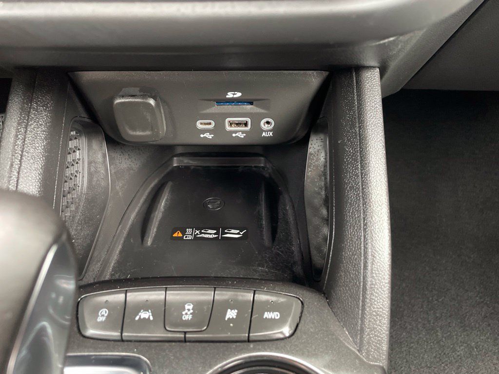 Used 2022 Chevrolet TrailBlazer ACTIV w/ Sun and Liftgate Package AWD/4WD image 31