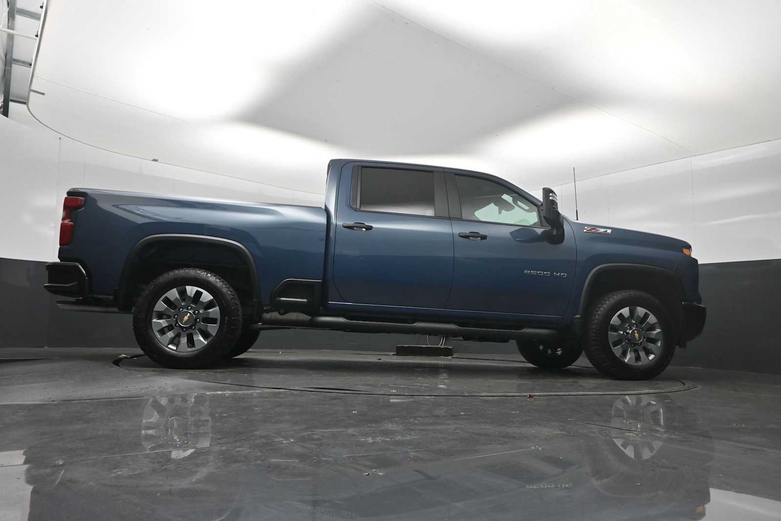 New 2026 Chevrolet Silverado 2500 Custom w/ Custom Value Package AWD/4WD image 25
