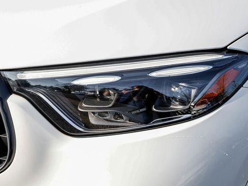 Used 2024 Mercedes-Benz GLC 43 AMG GLC 43 AMG image 7