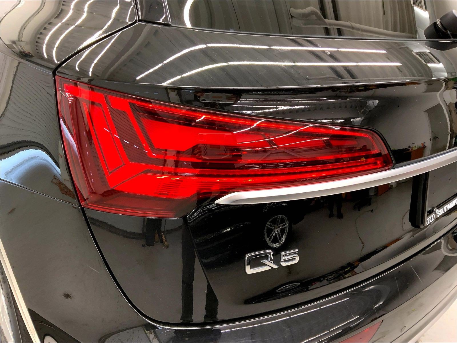 Certified 2023 Audi Q5 2.0T Premium w/ Convenience Package AWD/4WD image 28