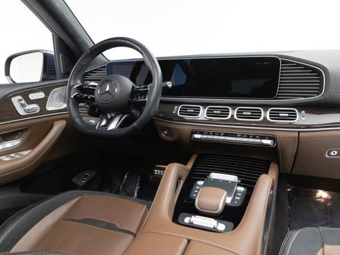 Used 2024 Mercedes-Benz GLS 63 AMG 4MATIC image 12