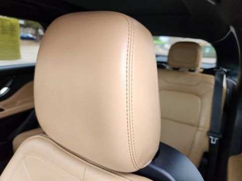 Used 2021 Lincoln Corsair Reserve w/ Equipment Group 201A image 13