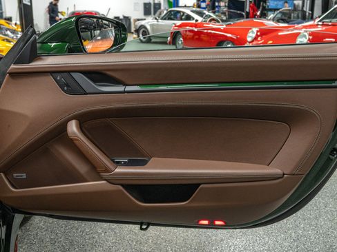 Used 2026 Porsche 911 Targa 4 GTS image 43