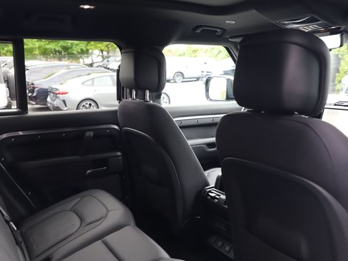 Certified 2024 Land Rover Defender 110 X AWD/4WD image 11
