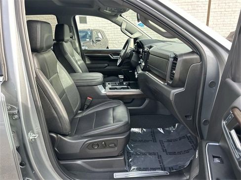 Used 2024 GMC Sierra 1500 SLT w/ SLT Premium Plus Package image 27