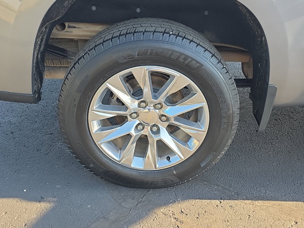 Used 2019 Chevrolet Silverado 1500 LTZ AWD/4WD image 19
