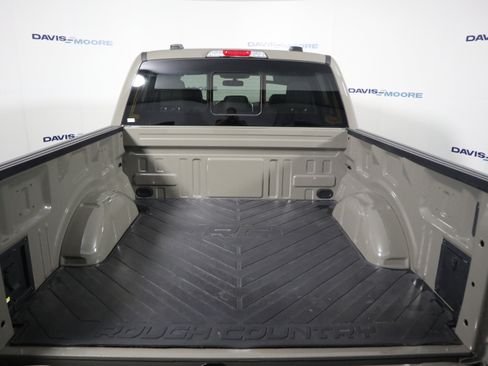 Used 2025 Ford F150 Lariat w/ Equipment Group 501A Mid AWD/4WD image 8