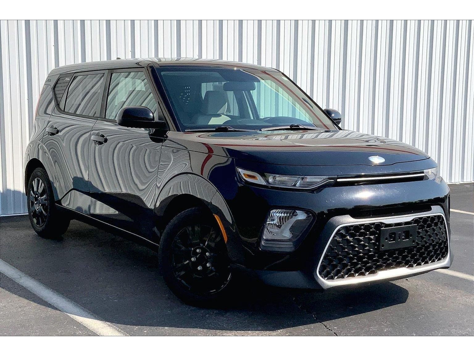 Used 2020 Kia Soul LX FWD image 27
