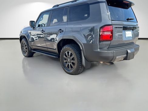 Used 2024 Toyota Land Cruiser image 5