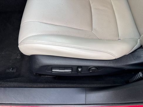 Used 2023 Honda Accord EX-L image 12