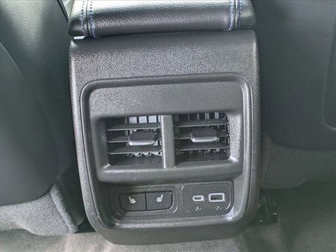 Used 2024 Cadillac XT4 Sport AWD/4WD image 18