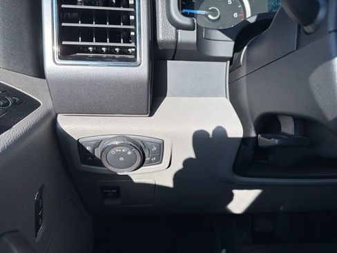 Used 2018 Ford F150 XLT image 17