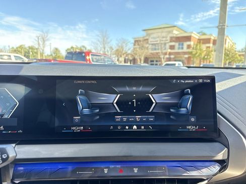 Used 2025 BMW X3 xDrive30i w/ M Sport Package image 21