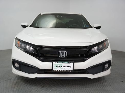 Used 2019 Honda Civic Sport image 2