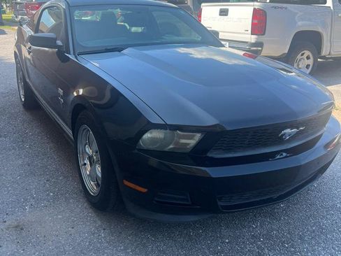 Used 2011 Ford Mustang Coupe w/ 101A Rapid Spec Order Code RWD image 2