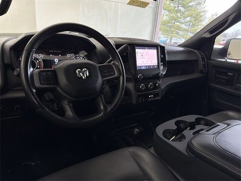 Used 2022 RAM 2500 Tradesman w/ Chrome Appearance Group image 17