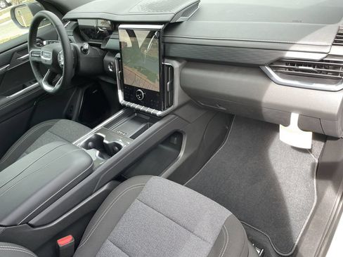 New 2026 GMC Acadia Elevation FWD image 13