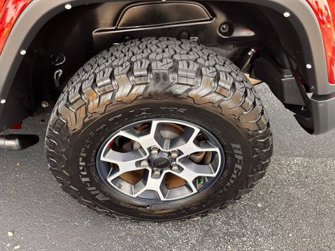 Used 2021 Jeep Wrangler Unlimited Rubicon AWD/4WD image 28