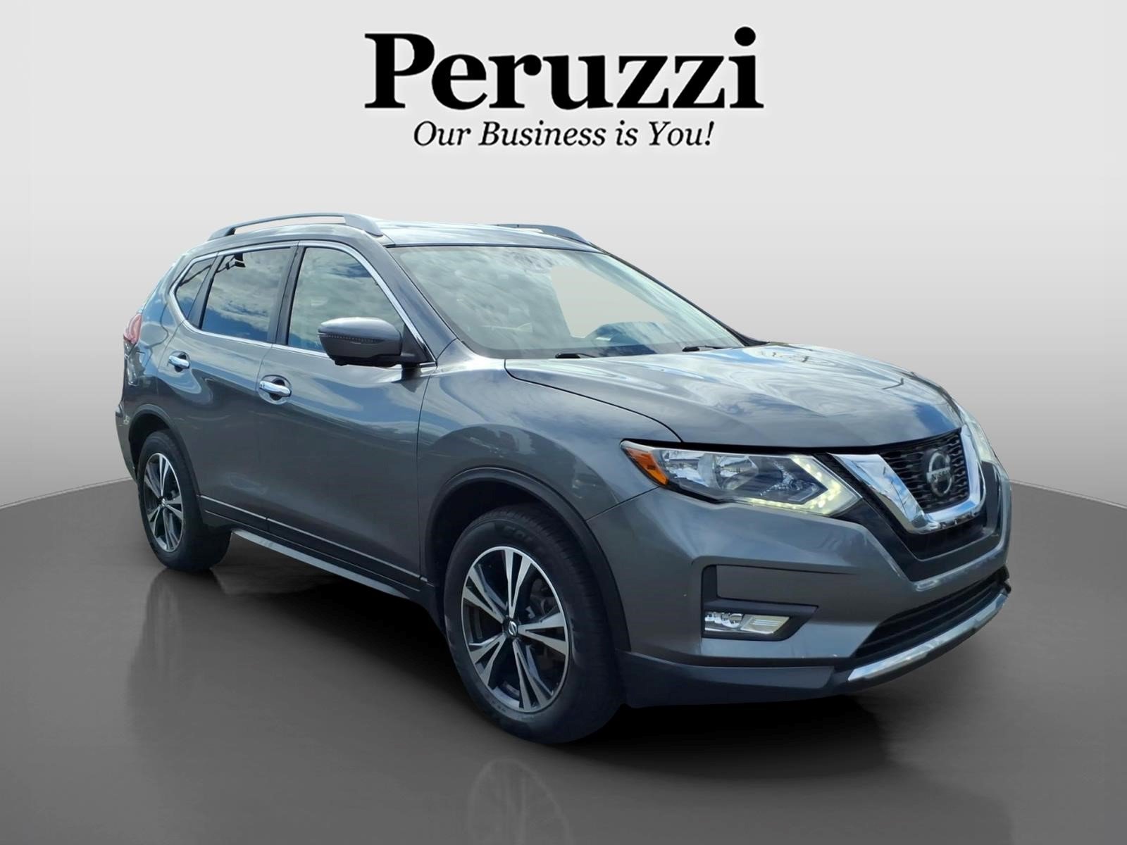 Used 2019 Nissan Rogue SV w/ Sun & Sound Touring Package AWD/4WD image 1