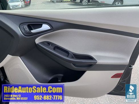 Used 2015 Ford Focus SE FWD image 13