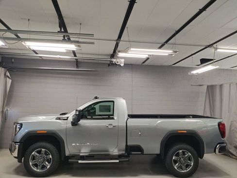New 2026 GMC Sierra 2500 SLE w/ SLE Convenience Package AWD/4WD image 11