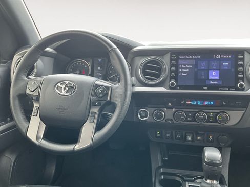 Used 2023 Toyota Tacoma TRD Sport w/ TRD Premium Sport Package AWD/4WD image 10
