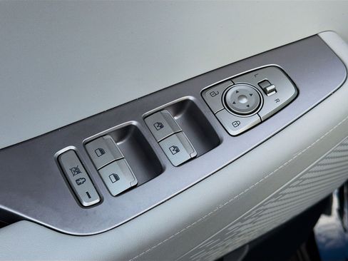 Used 2024 Hyundai Palisade SEL image 25