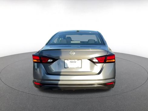 Used 2025 Nissan Altima 2.5 SV image 12