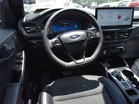 Used 2023 Ford Escape ST-Line Elite AWD/4WD image 17