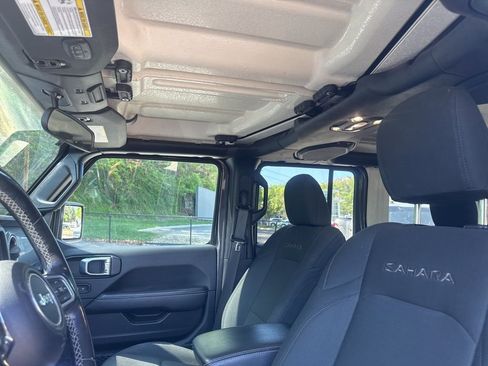 Used 2021 Jeep Wrangler Unlimited Sahara image 19