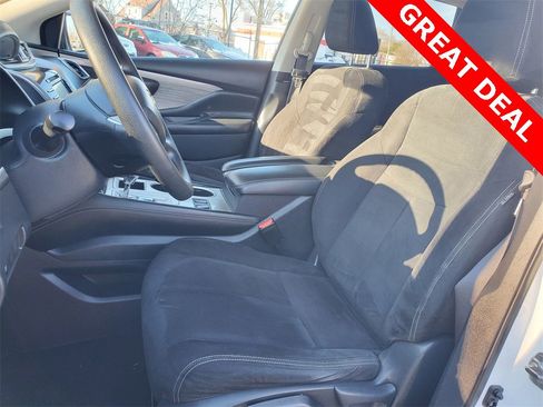 Used 2018 Nissan Murano S image 6