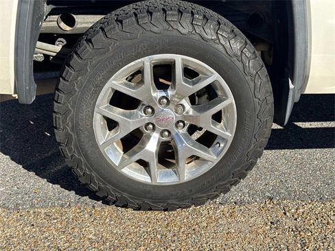 Used 2015 GMC Sierra 1500 SLT w/ SLT Crew Cab Value Package image 5