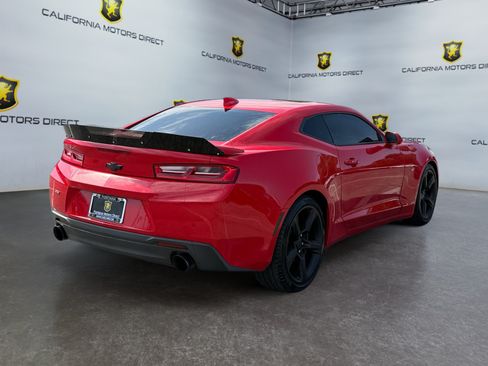 Used 2016 Chevrolet Camaro SS RWD image 5