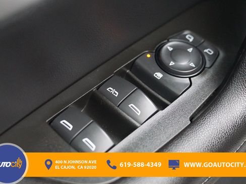 Used 2021 Chevrolet Blazer LT FWD image 18