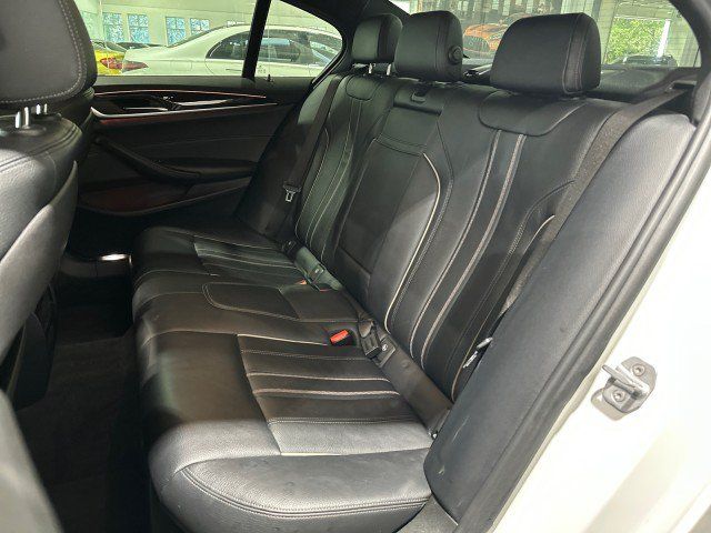Used 2018 BMW 540i RWD image 6