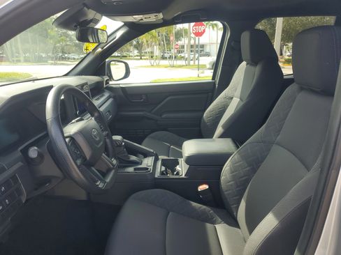 Used 2025 Toyota Tacoma SR image 14