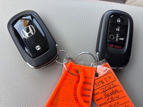 Used 2025 Honda CR-V EX-L image 28