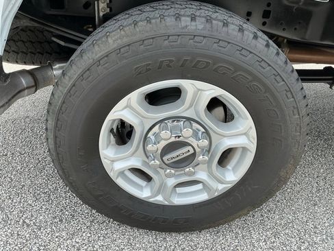 Used 2025 Ford F250 XLT w/ FX4 Off-Road Package AWD/4WD image 19