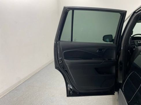 Used 2023 Honda Passport EX-L image 30