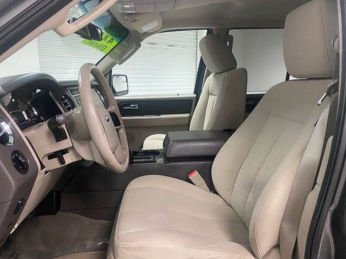 Used 2014 Ford Expedition XL image 9