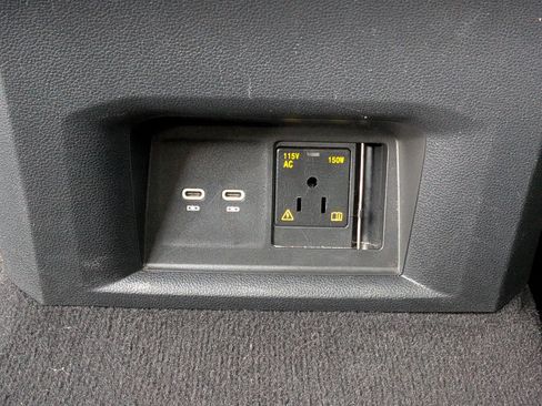 Used 2023 Volkswagen Atlas SE FWD image 18