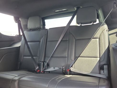 Used 2023 Chevrolet Tahoe LT w/ Luxury Package RWD image 13