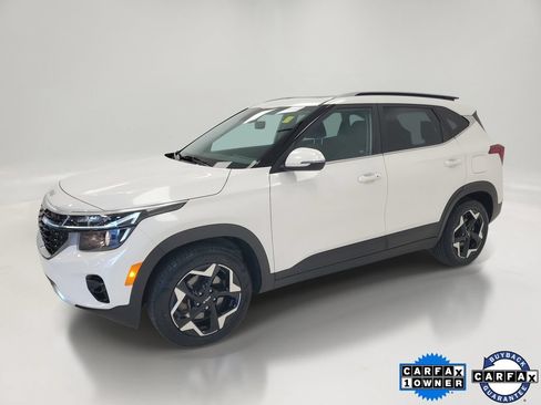 Used 2024 Kia Seltos EX AWD/4WD image 1