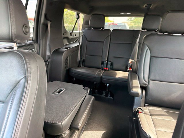 Used 2021 GMC Yukon XL Denali AWD/4WD image 13